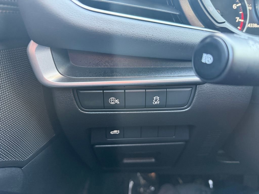 Used 2025 MAZDA MAZDA3 s image 17