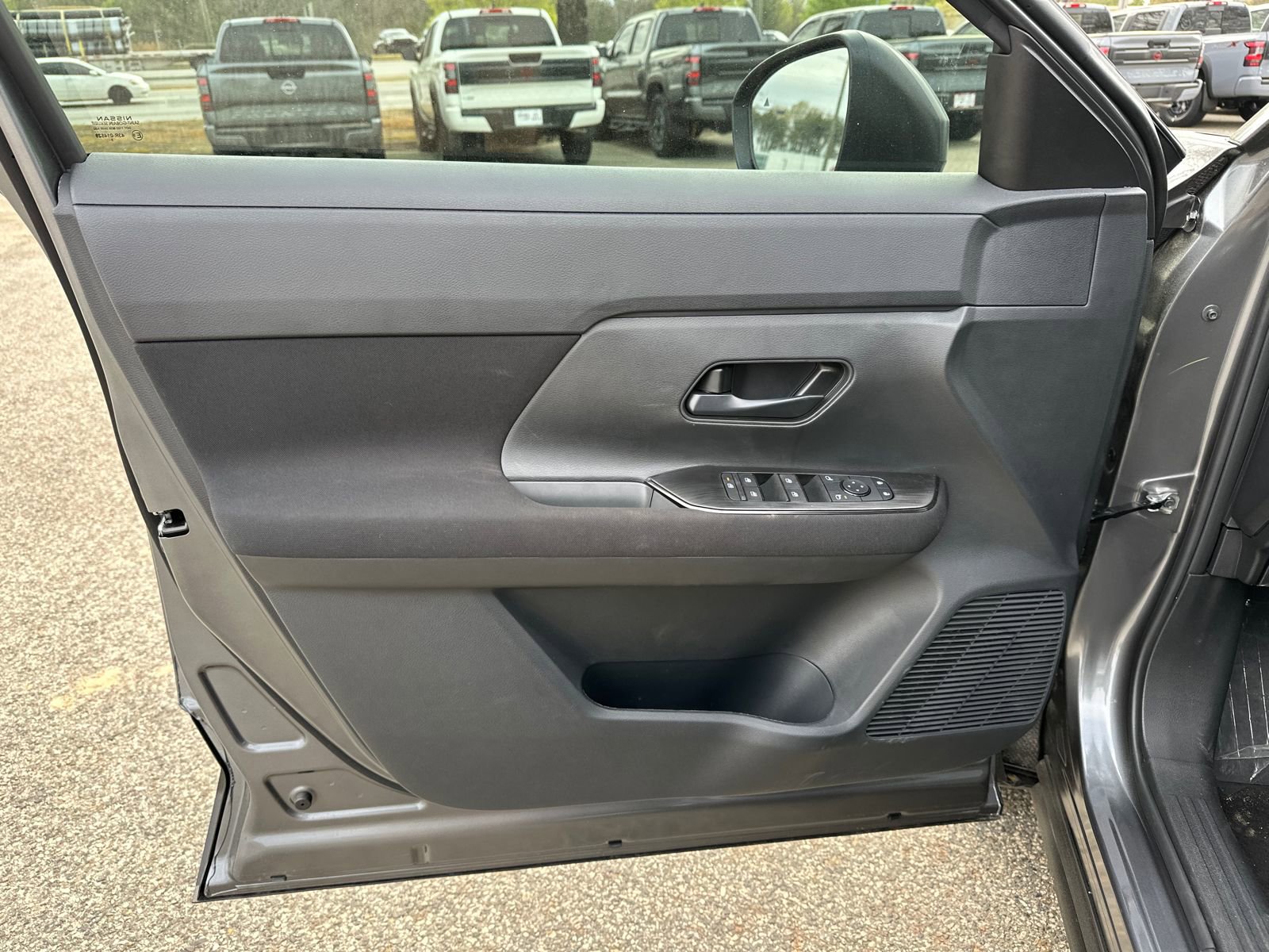 New 2026 Nissan Kicks S image 8