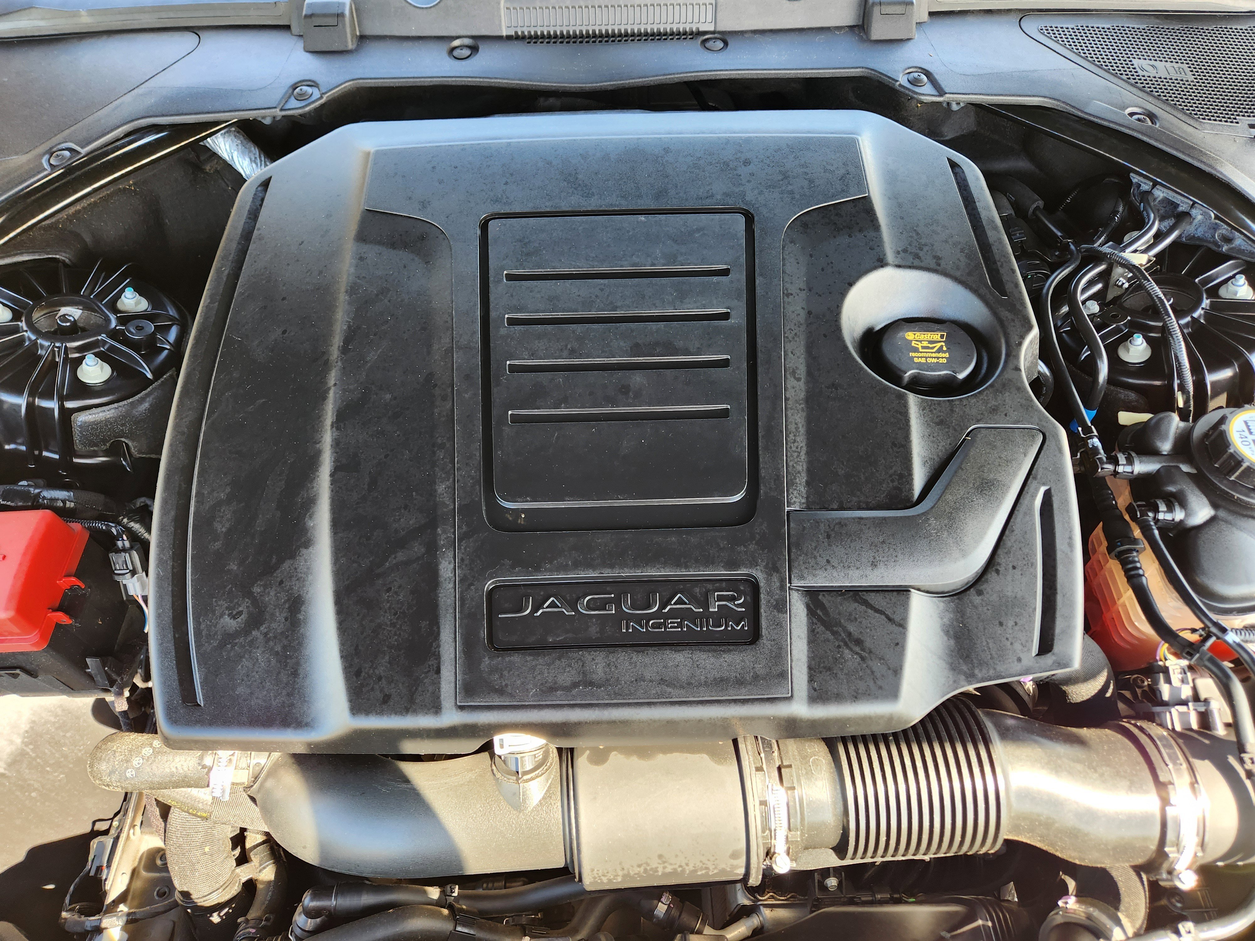 Used 2020 Jaguar XE S AWD/4WD image 9
