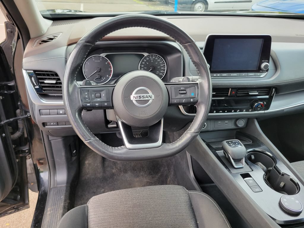 Used 2021 Nissan Rogue SV AWD/4WD image 6