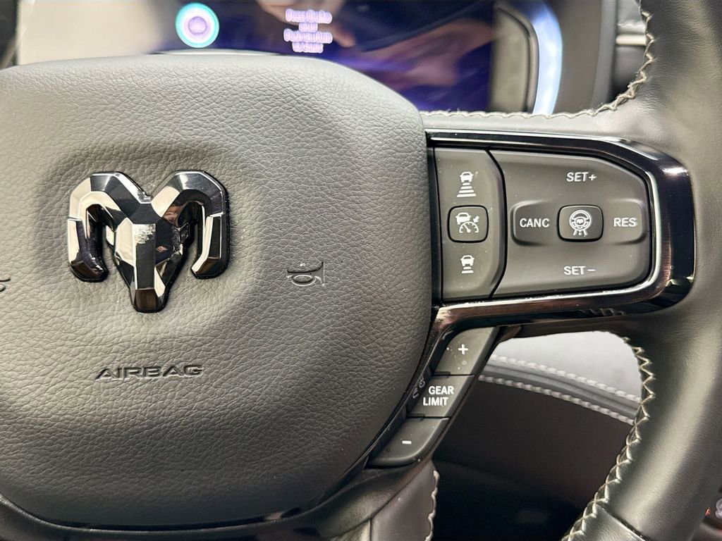 Used 2025 RAM 1500 Limited AWD/4WD image 12