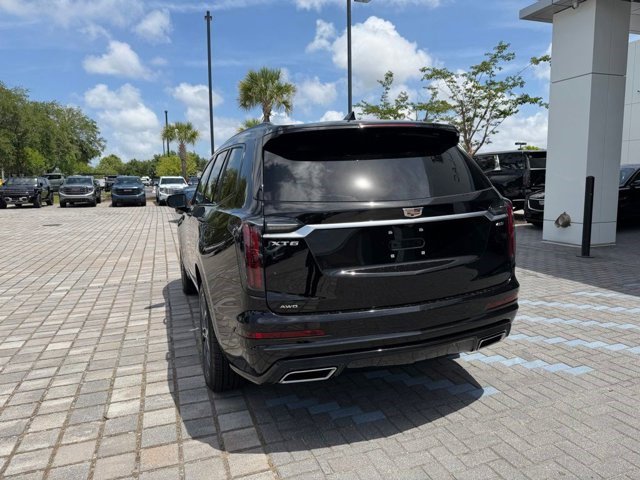 Certified 2025 Cadillac XT6 Sport AWD/4WD image 8