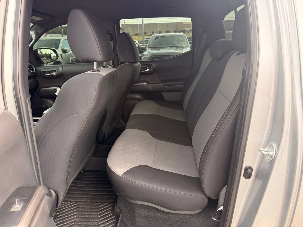 Used 2023 Toyota Tacoma TRD Off-Road AWD/4WD image 13