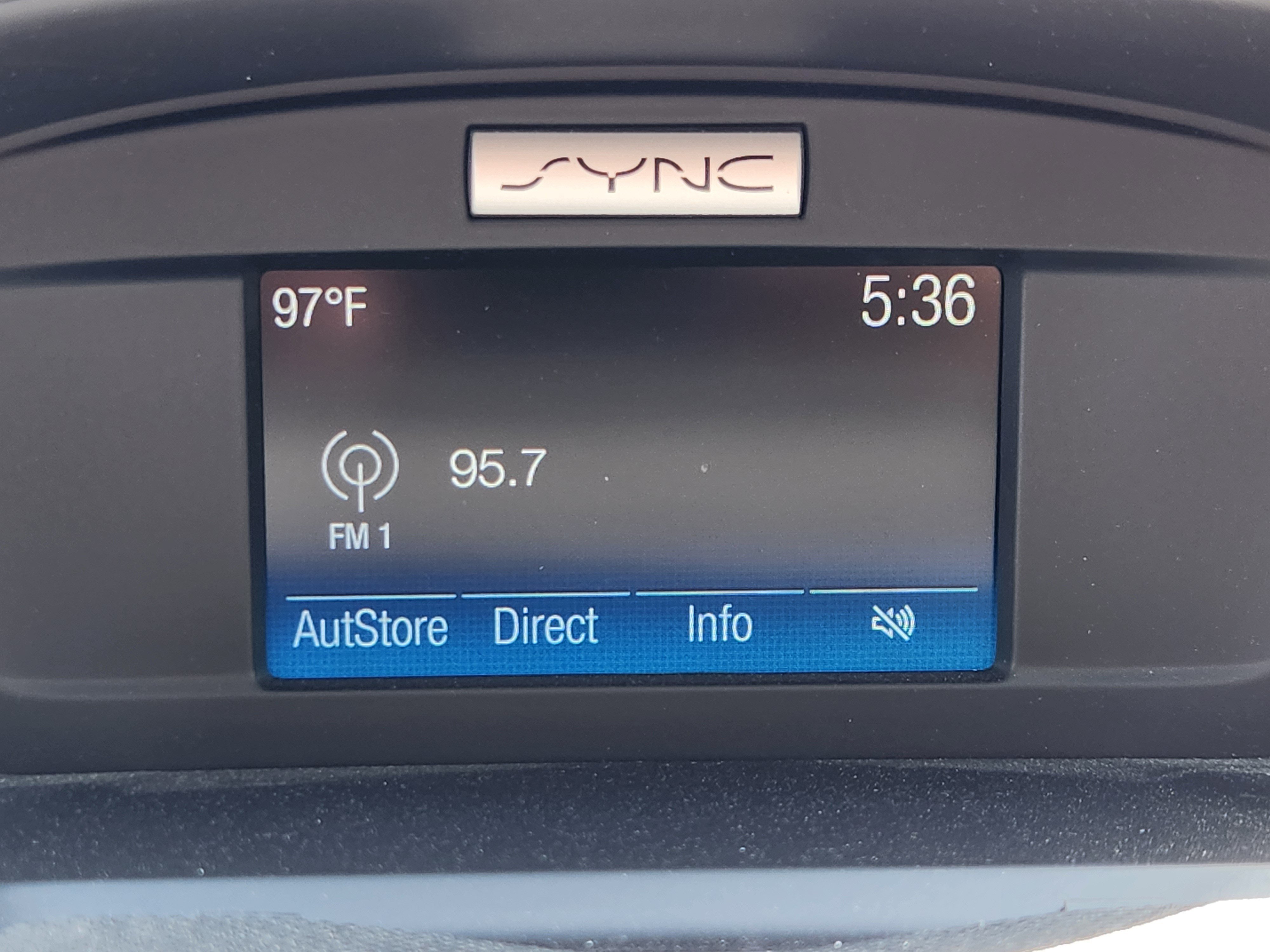 Used 2017 Ford Escape SE FWD image 11