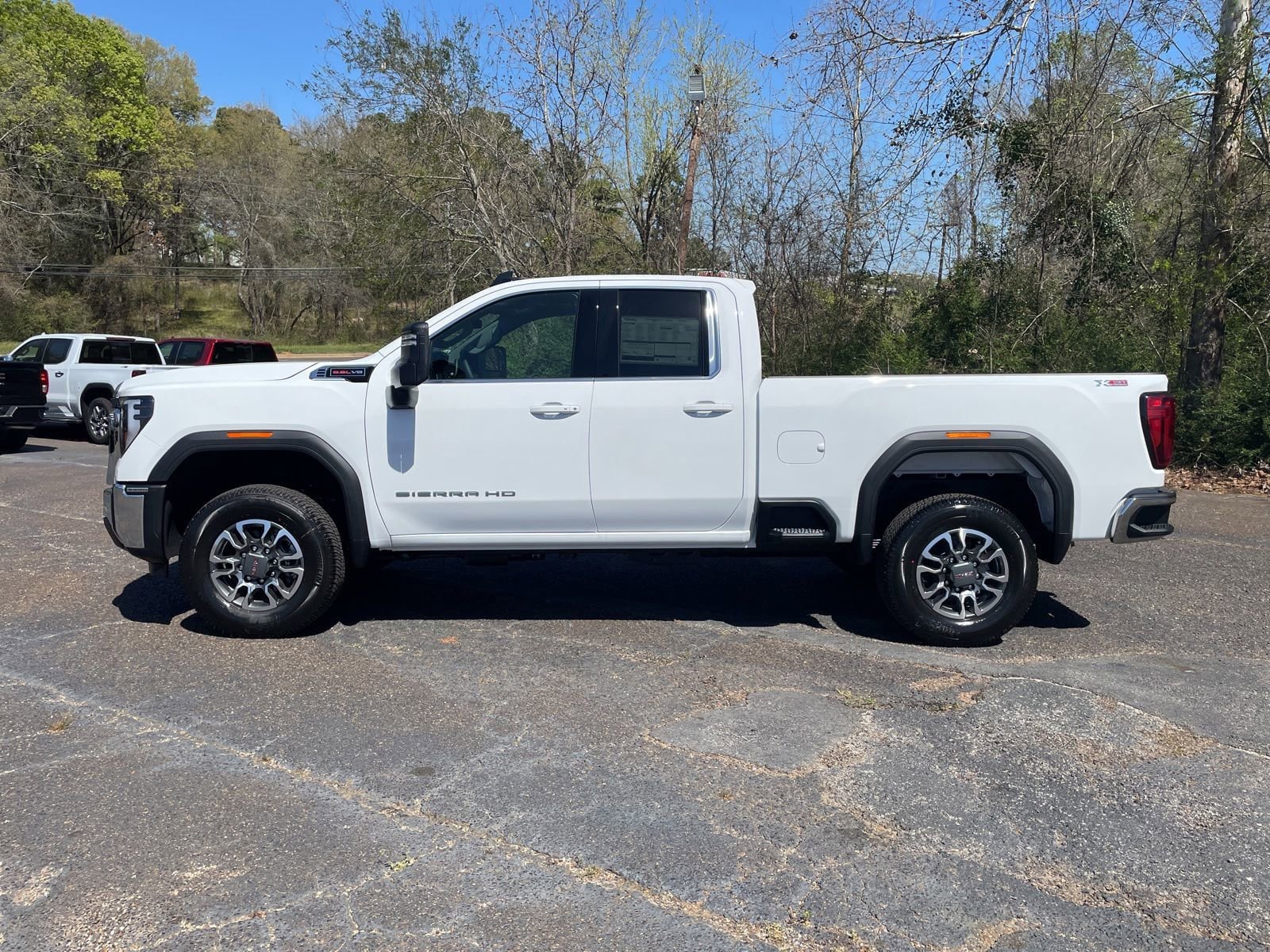 New 2026 GMC Sierra 2500 SLE w/ SLE Value Package; AWD/4WD image 2