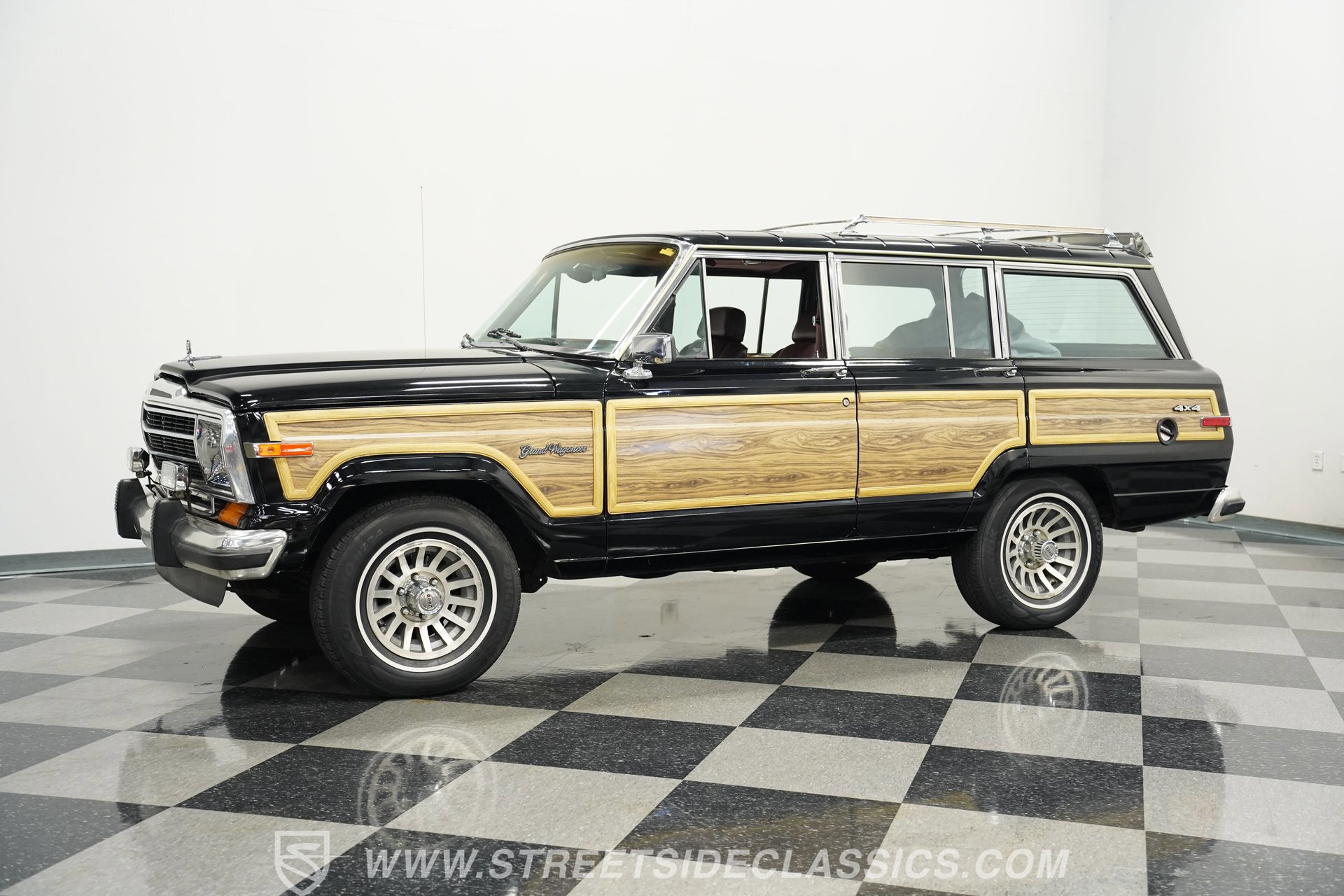 Used 1988 Jeep Grand Wagoneer image 6