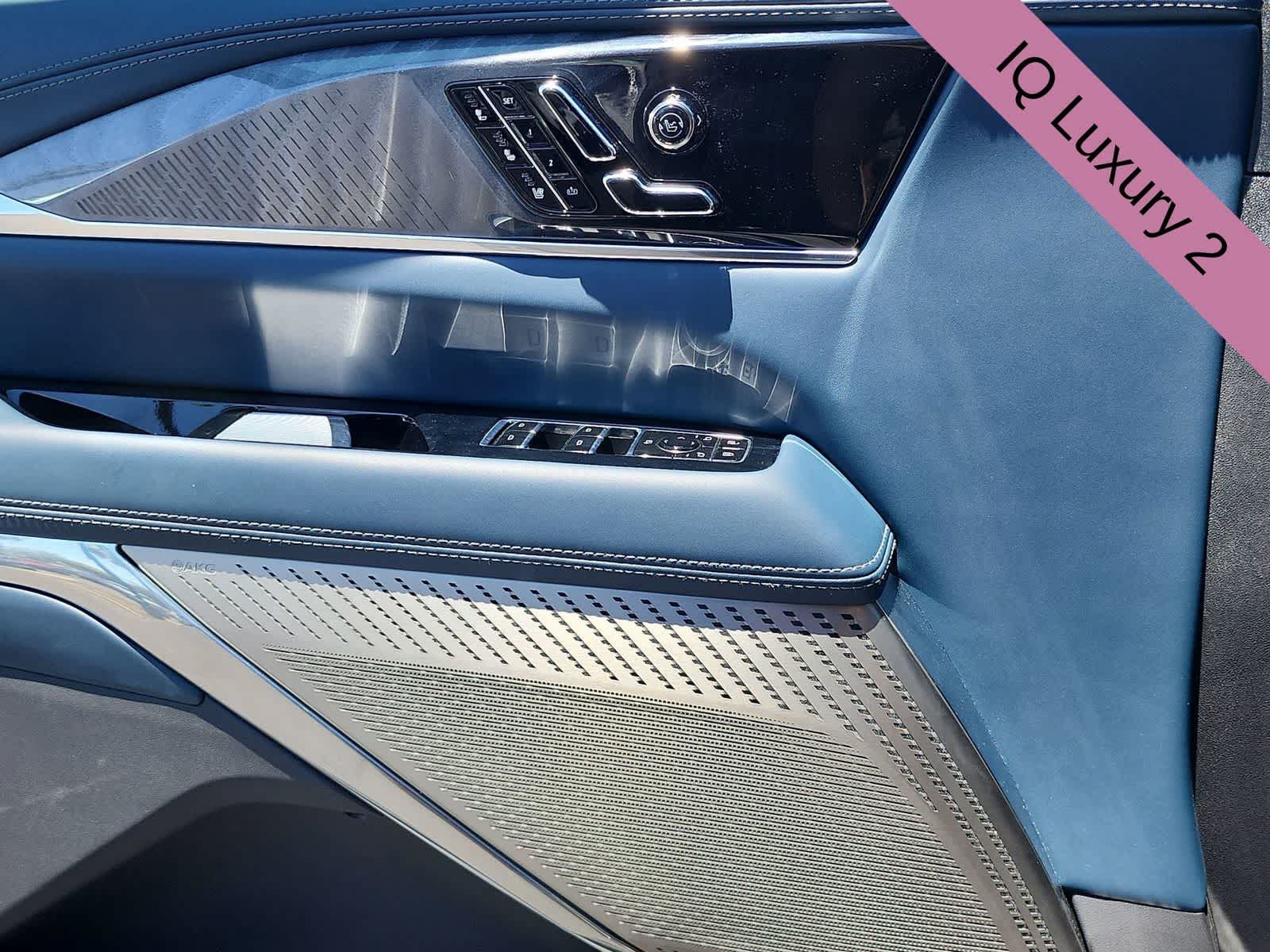 Used 2025 Cadillac Escalade IQ Luxury 2 w/ LPO, Premium Carpet Package AWD/4WD image 27