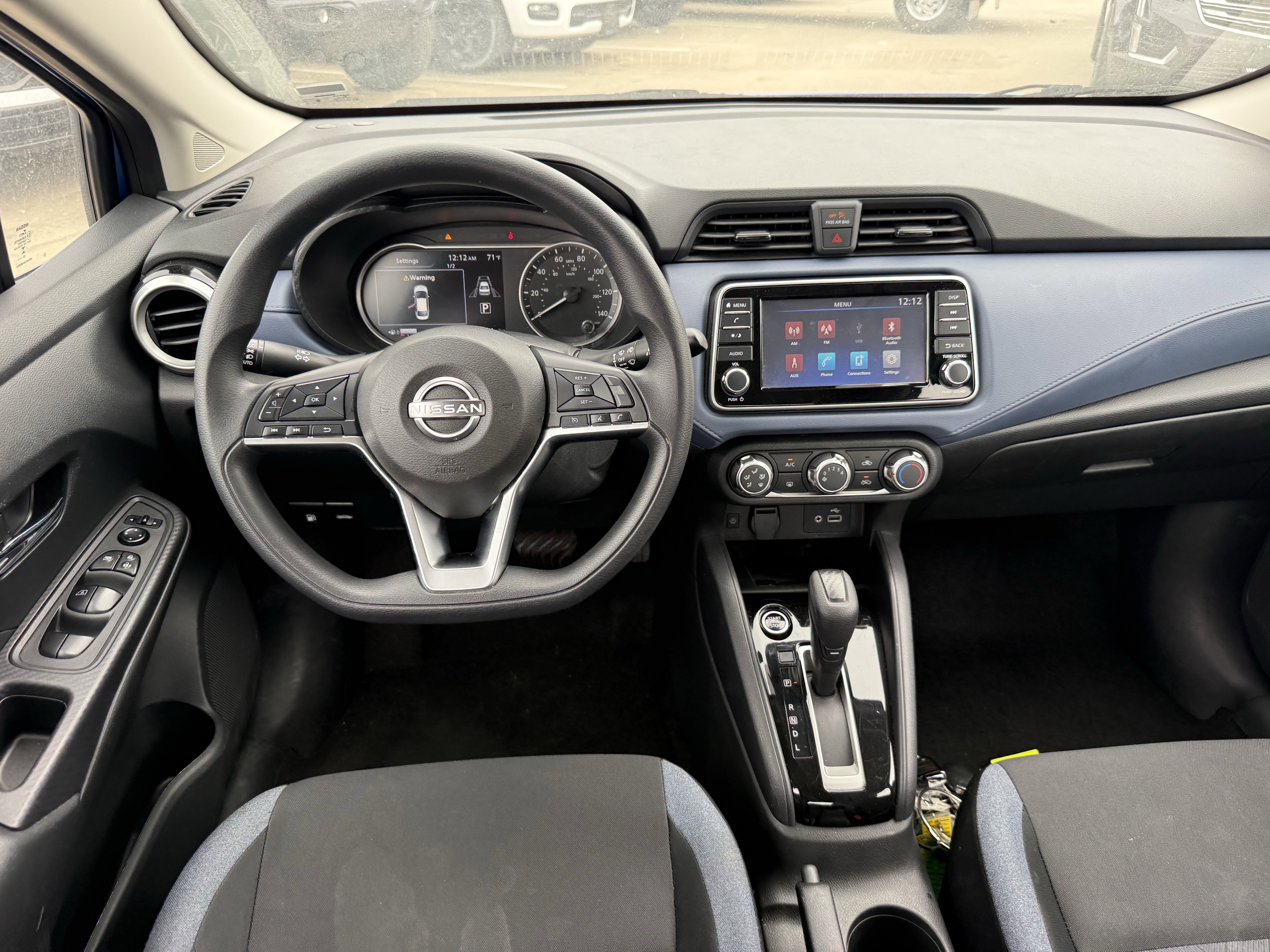 Used 2023 Nissan Versa SV FWD image 14