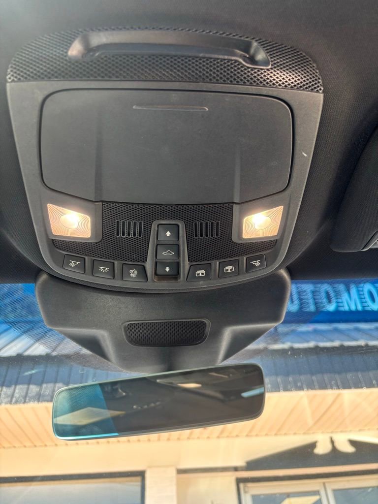 Used 2020 Lincoln Nautilus Reserve w/ Equipment Group 202A image 14