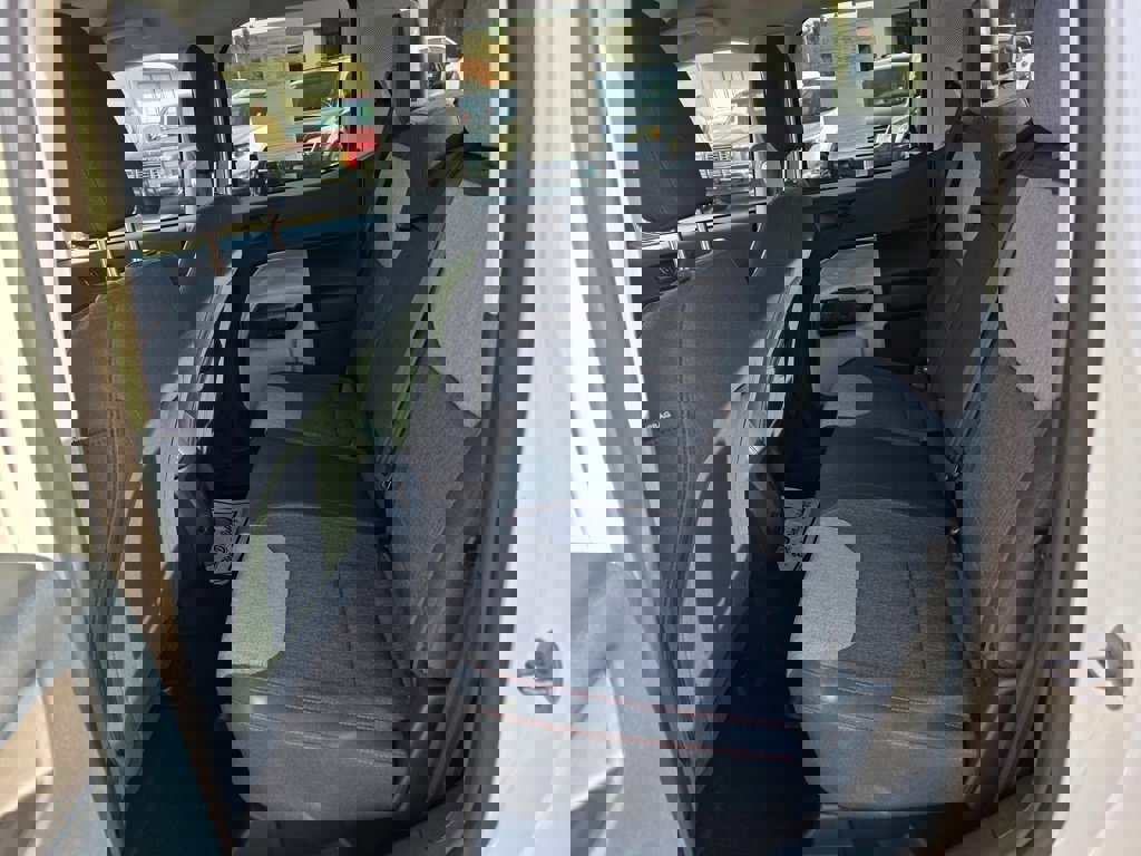 Used 2024 Ford Maverick XLT image 9