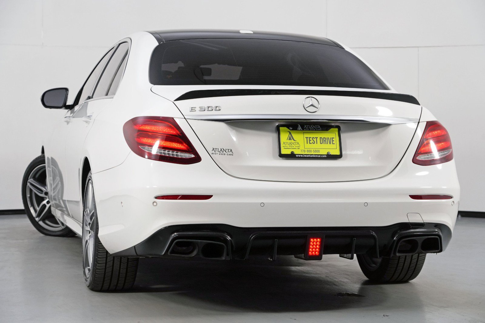 Used 2019 Mercedes-Benz E 300 image 5