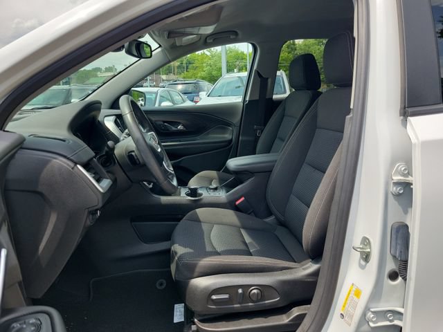 Used 2023 GMC Terrain SLE w/ Driver Convenience Package FWD image 12
