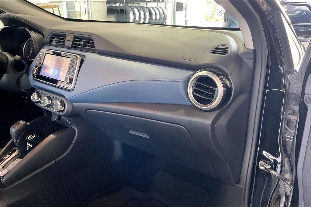 Used 2025 Nissan Versa SV FWD image 22