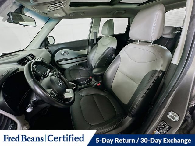 Used 2017 Kia Soul + w/ Primo Package image 24