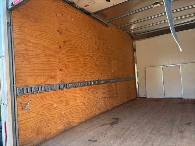 Used 2024 Ford E-450 and Econoline 450 Super Duty w/ Power Windows & Locks Group image 51