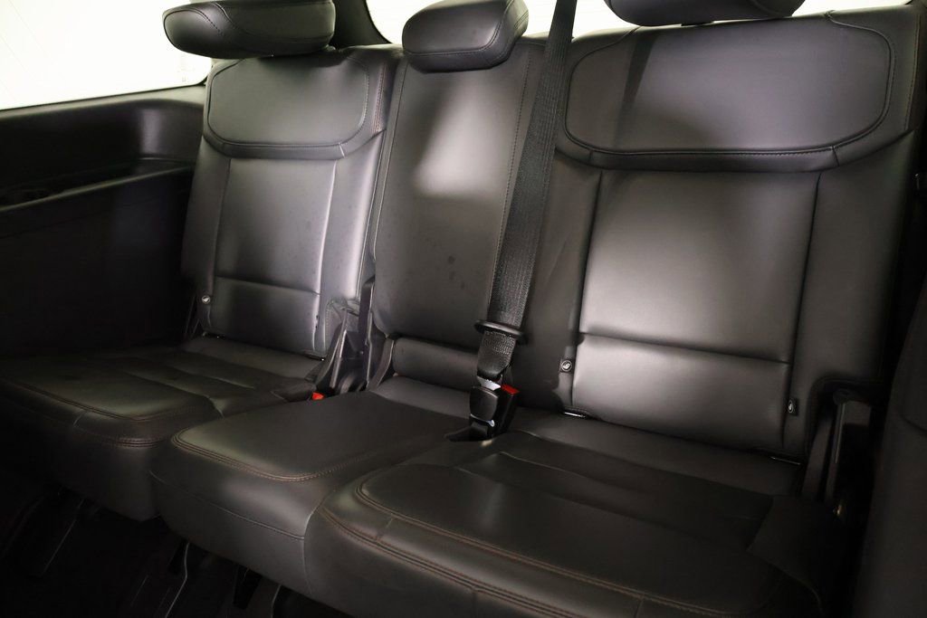 Used 2025 Ford Expedition Active image 13