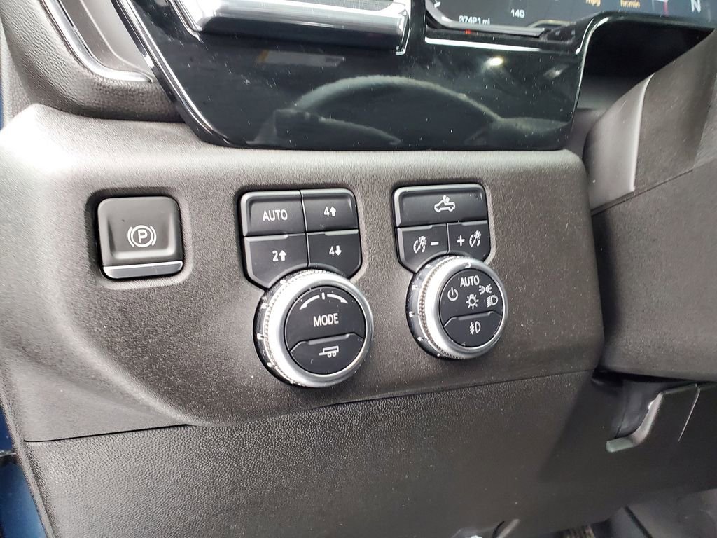 Used 2024 GMC Sierra 1500 Elevation w/ X31 Off-Road Package AWD/4WD image 11