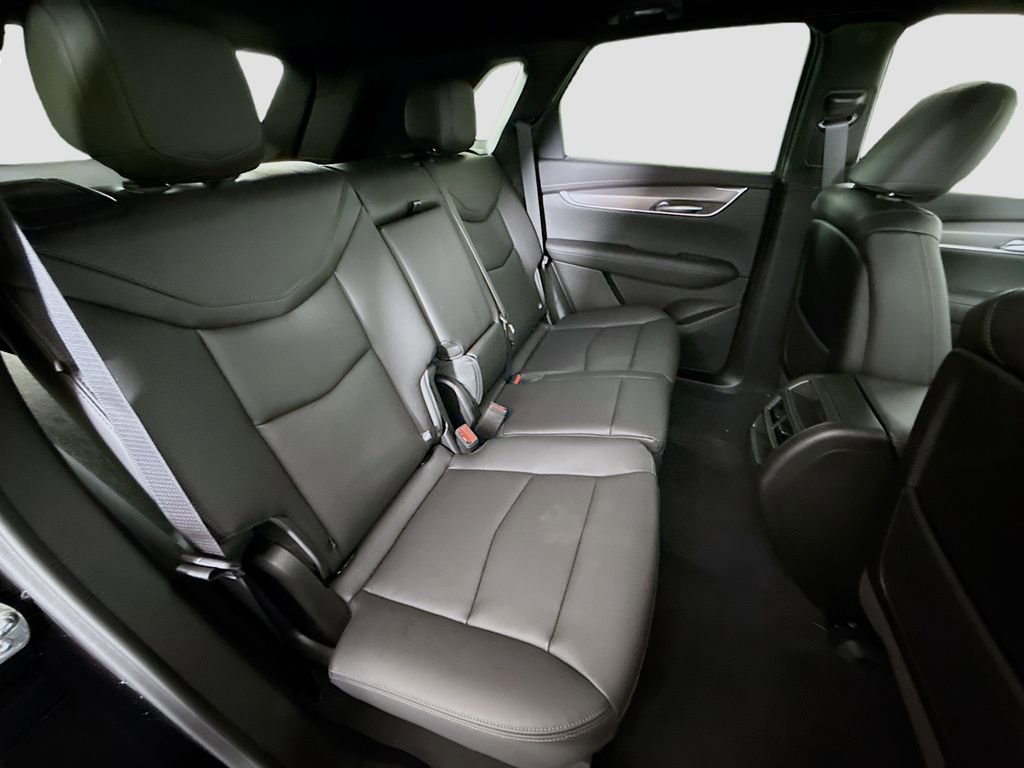 New 2026 Cadillac XT5 Luxury image 25