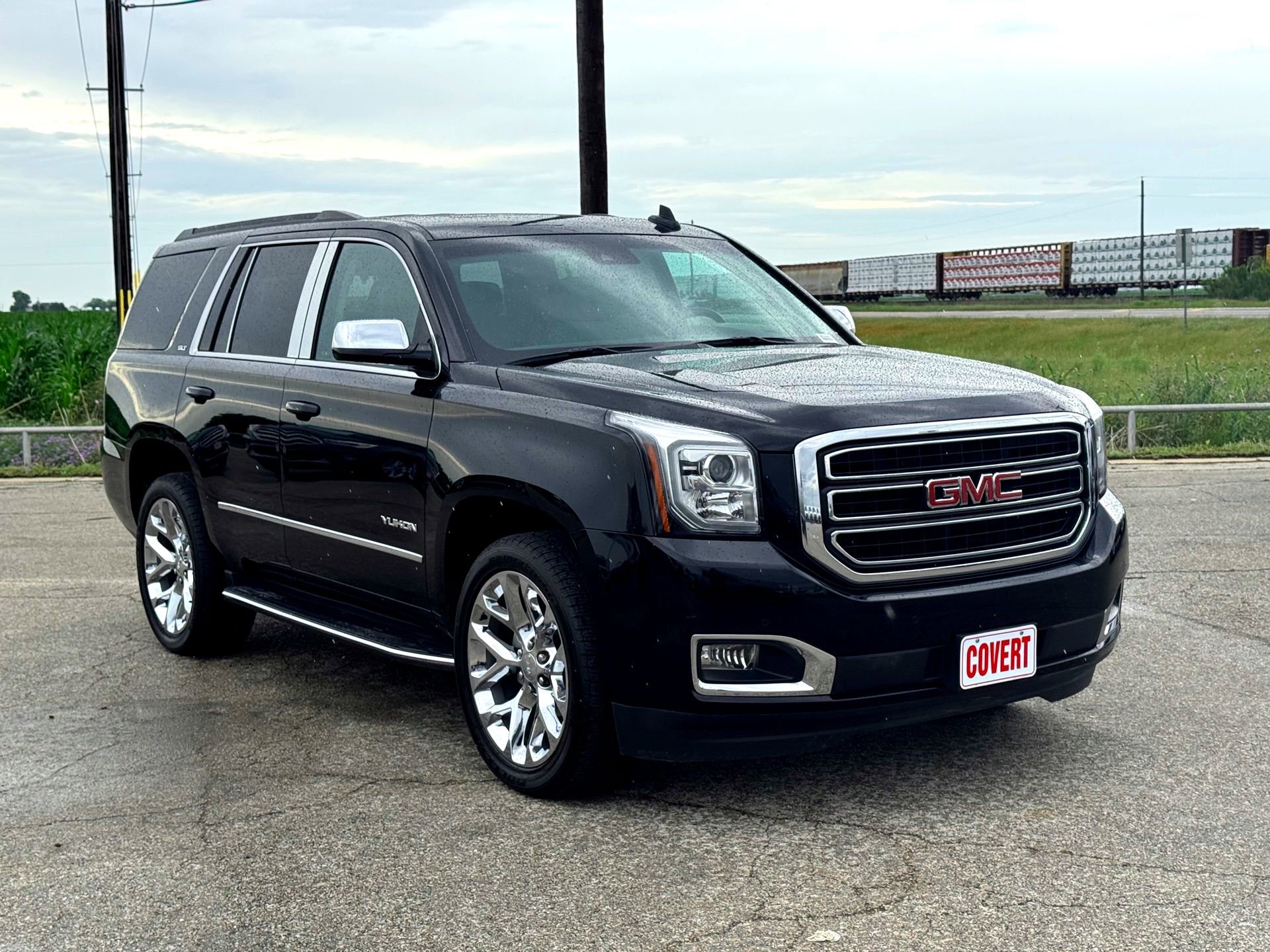 Used 2017 GMC Yukon SLT w/ Open Road Package image 4