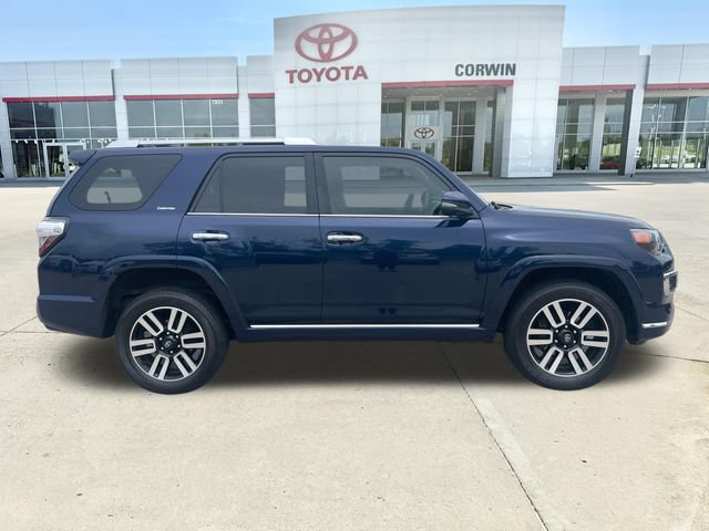 Used 2022 Toyota 4Runner Limited AWD/4WD image 12