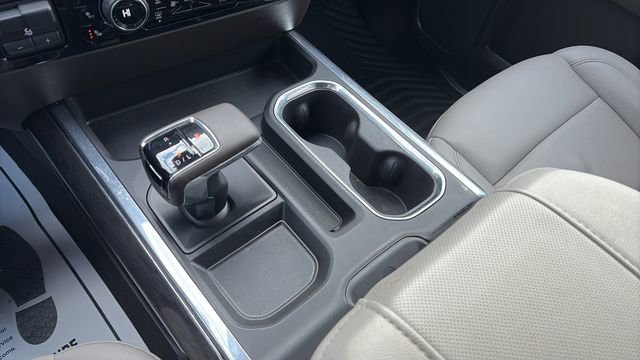 Used 2025 Chevrolet Silverado 1500 LTZ image 23