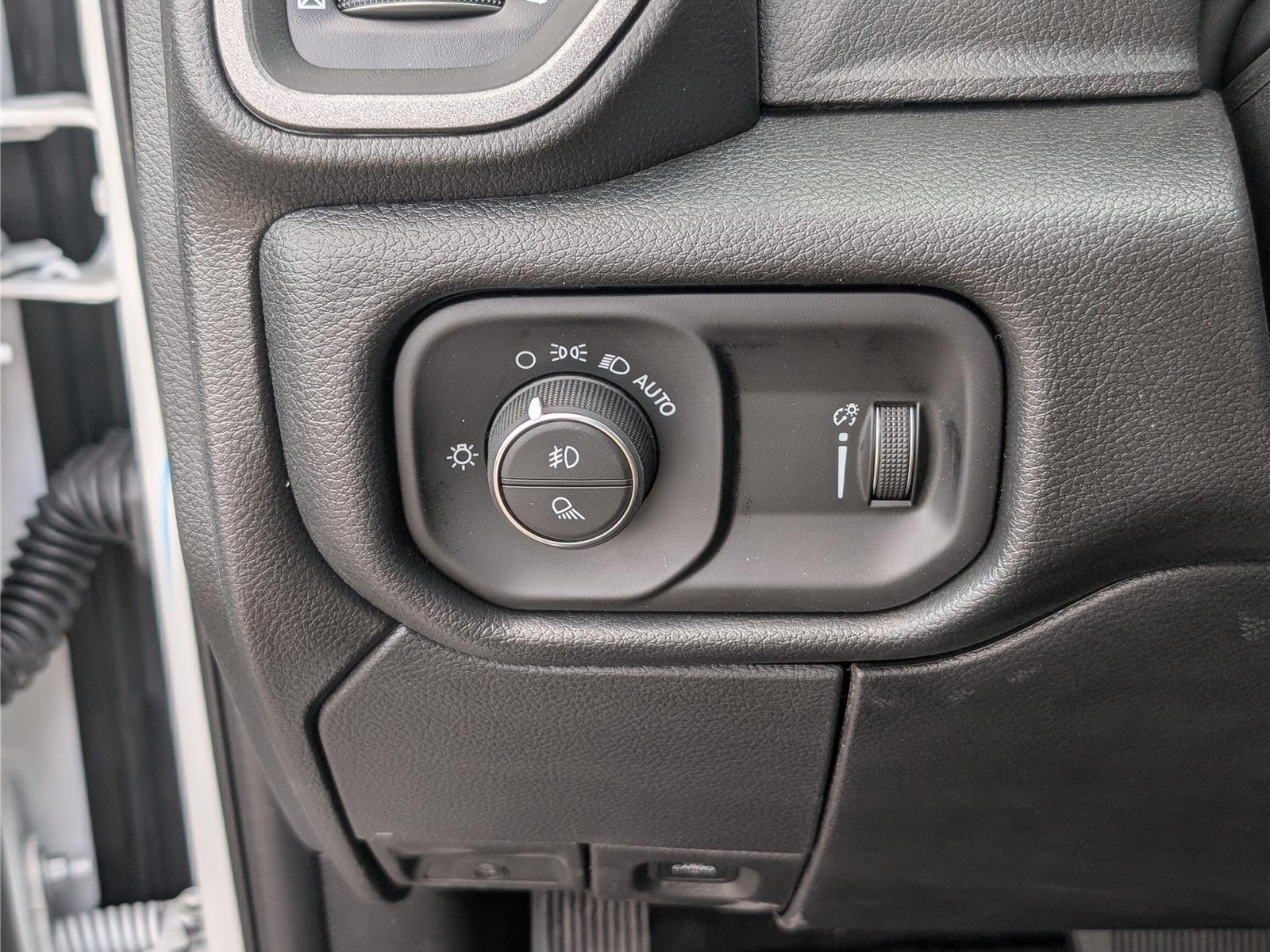 New 2026 RAM 3500 Tradesman AWD/4WD image 13