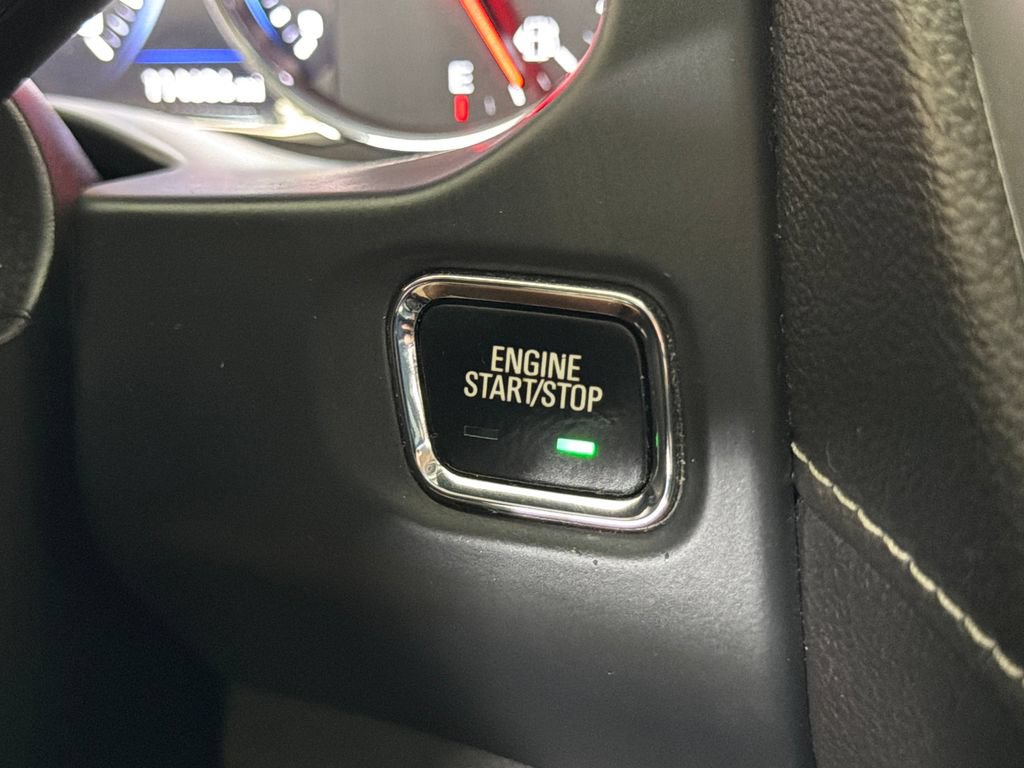 Used 2020 GMC Acadia SLT w/ Driver Alert Package II FWD image 6