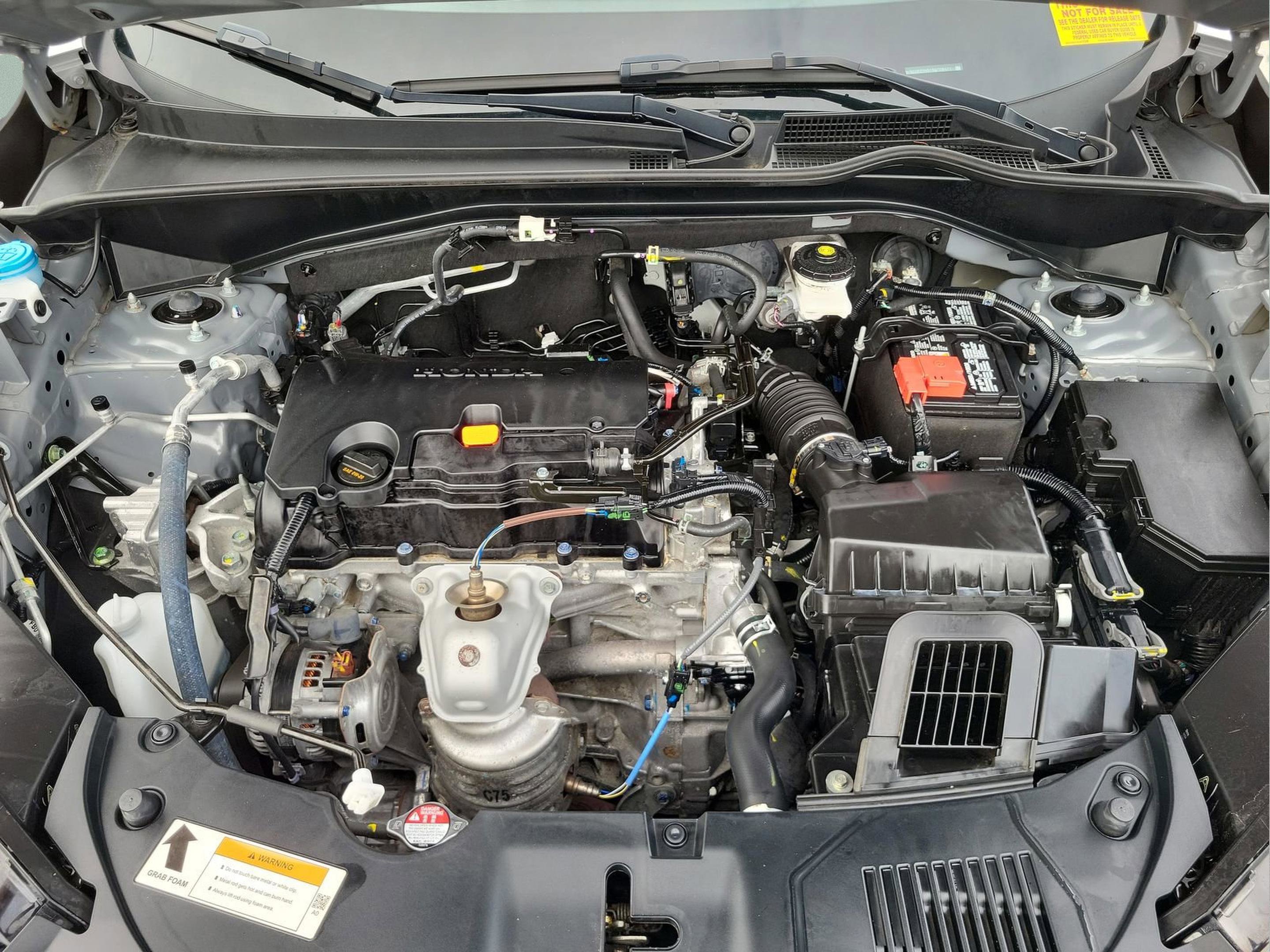 Certified 2025 Honda HR-V Sport image 21