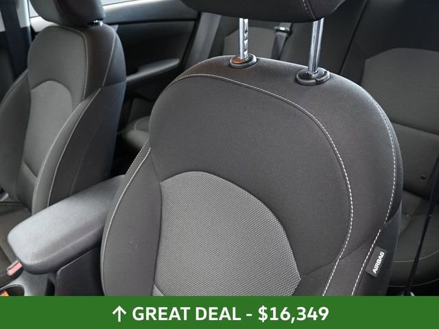 Used 2024 Kia Forte LXS image 20