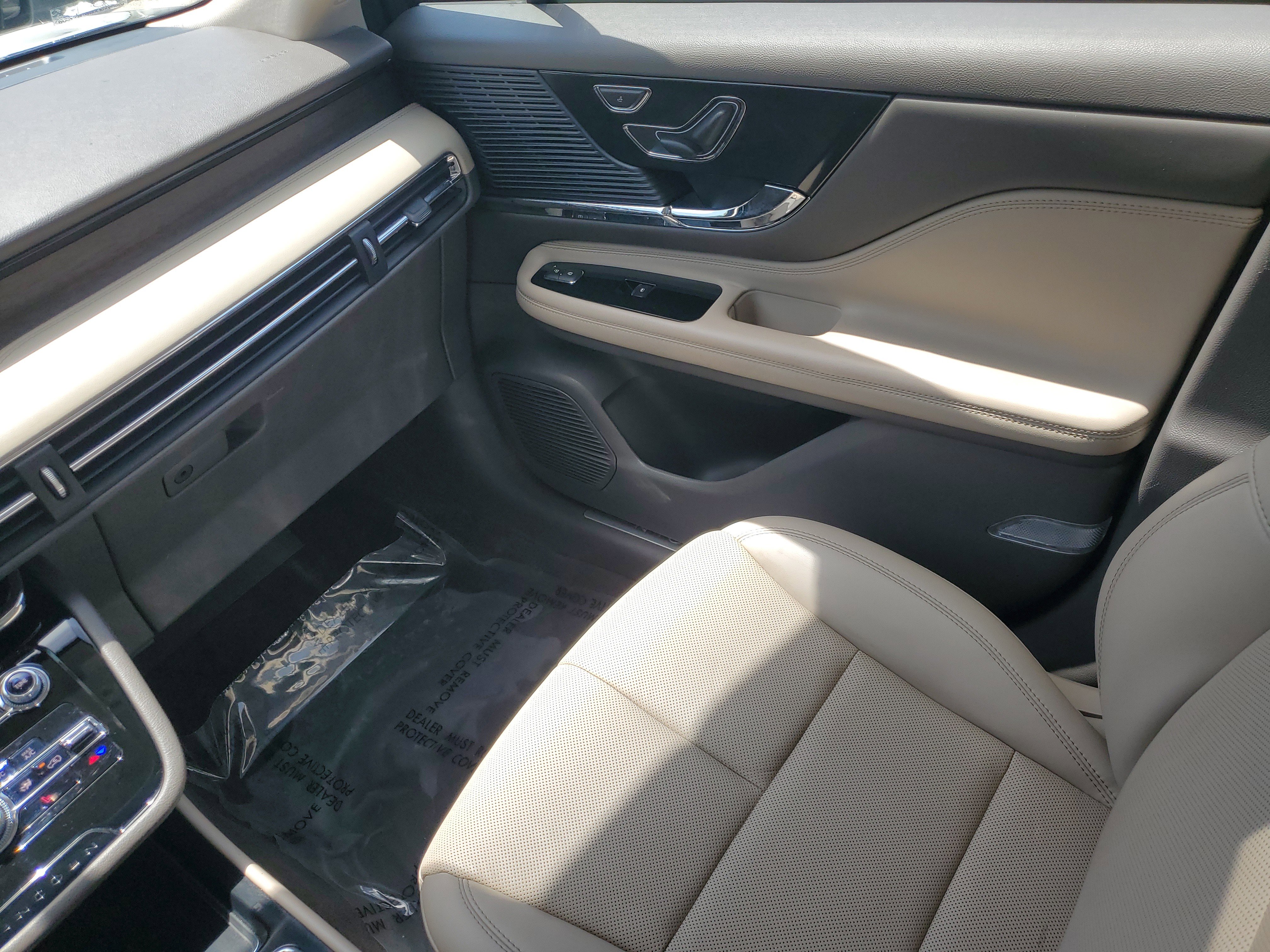 Used 2022 Lincoln Corsair Grand Touring image 10