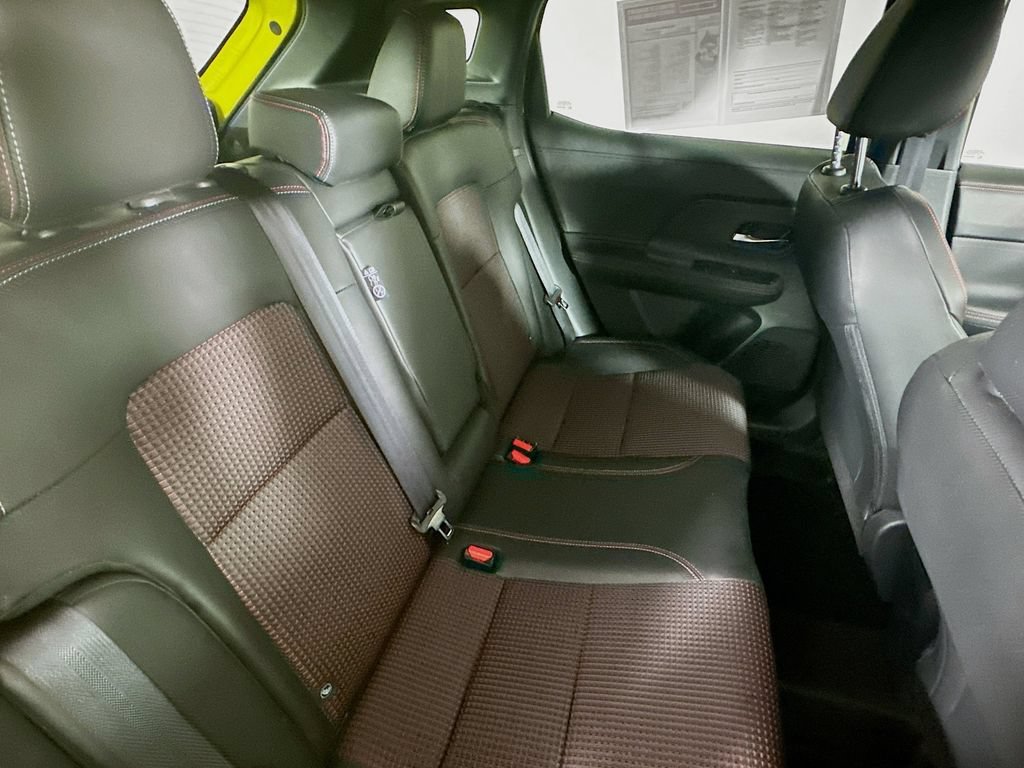 Certified 2025 Nissan Kicks SR FWD image 33