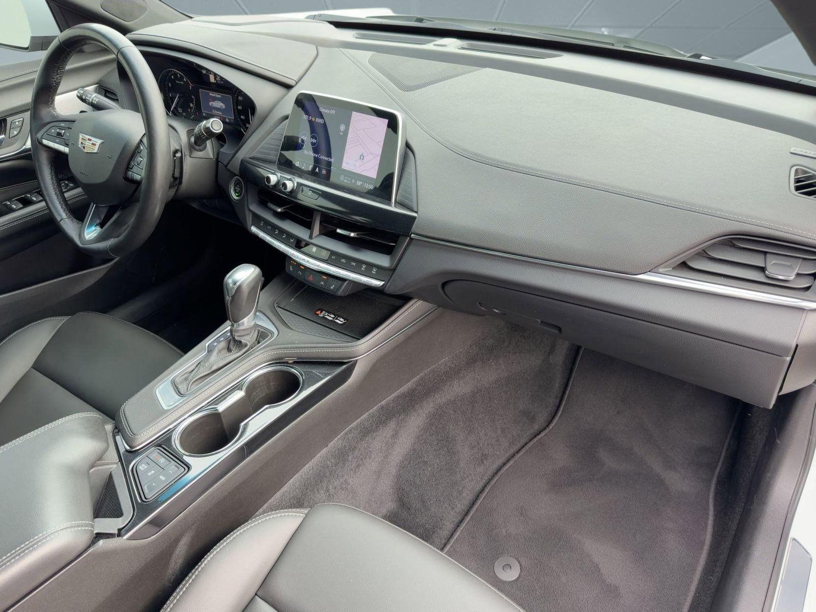 Certified 2023 Cadillac CT4 Luxury w/ Sun And Sound Package image 31