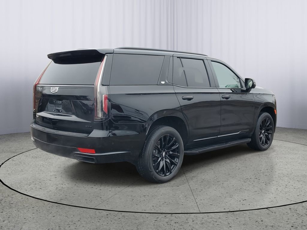 Used 2023 Cadillac Escalade Sport w/ LPO, ONYX Package image 3