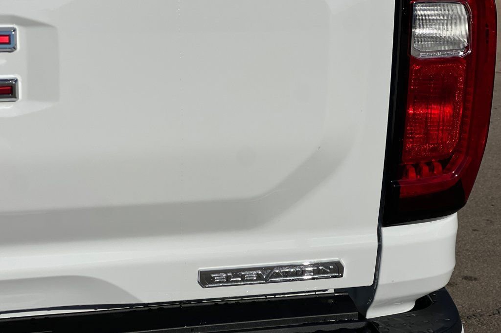 New 2025 GMC Canyon Elevation w/ Convenience Package image 21