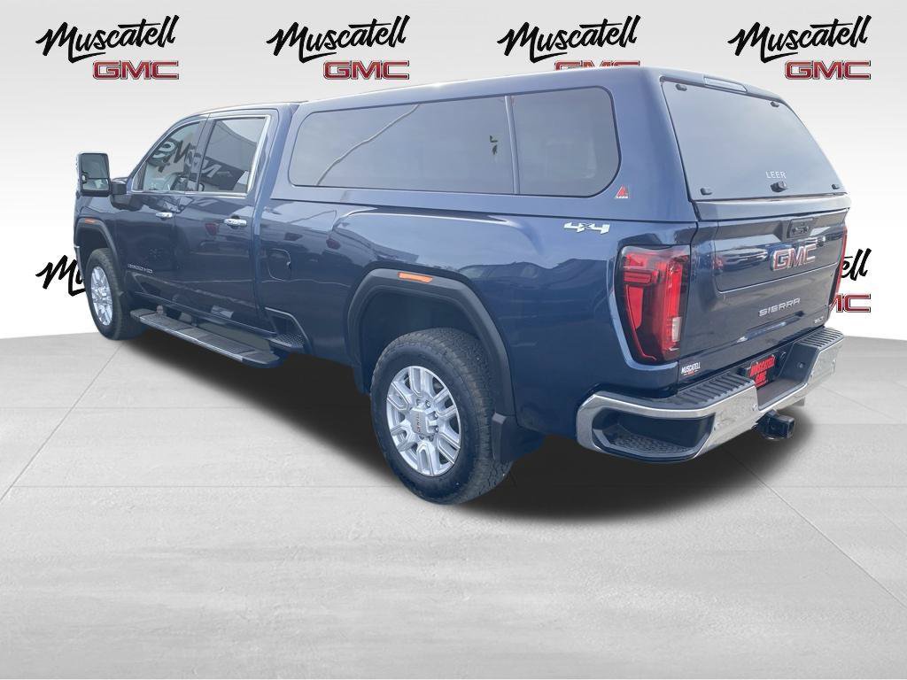 Used 2022 GMC Sierra 3500 SLT w/ SLT Premium Package AWD/4WD image 4