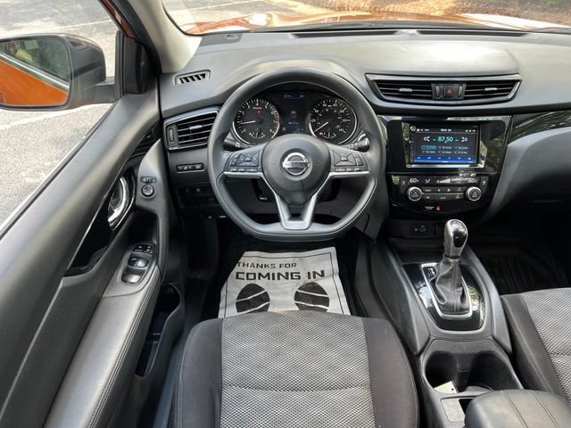 Used 2020 Nissan Rogue Sport SV FWD image 29