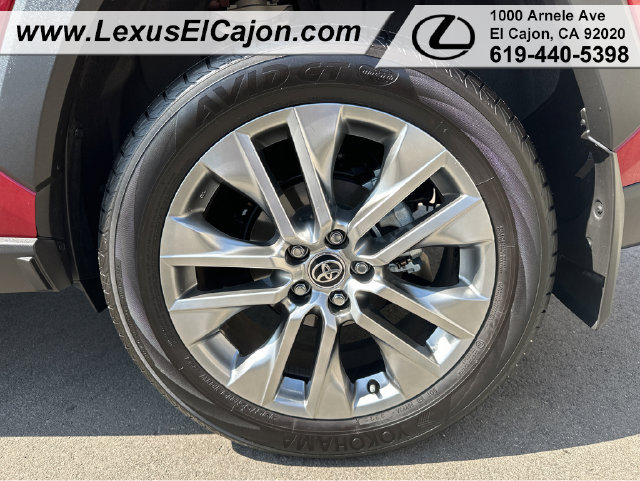 Used 2025 Toyota RAV4 XLE Premium FWD image 42