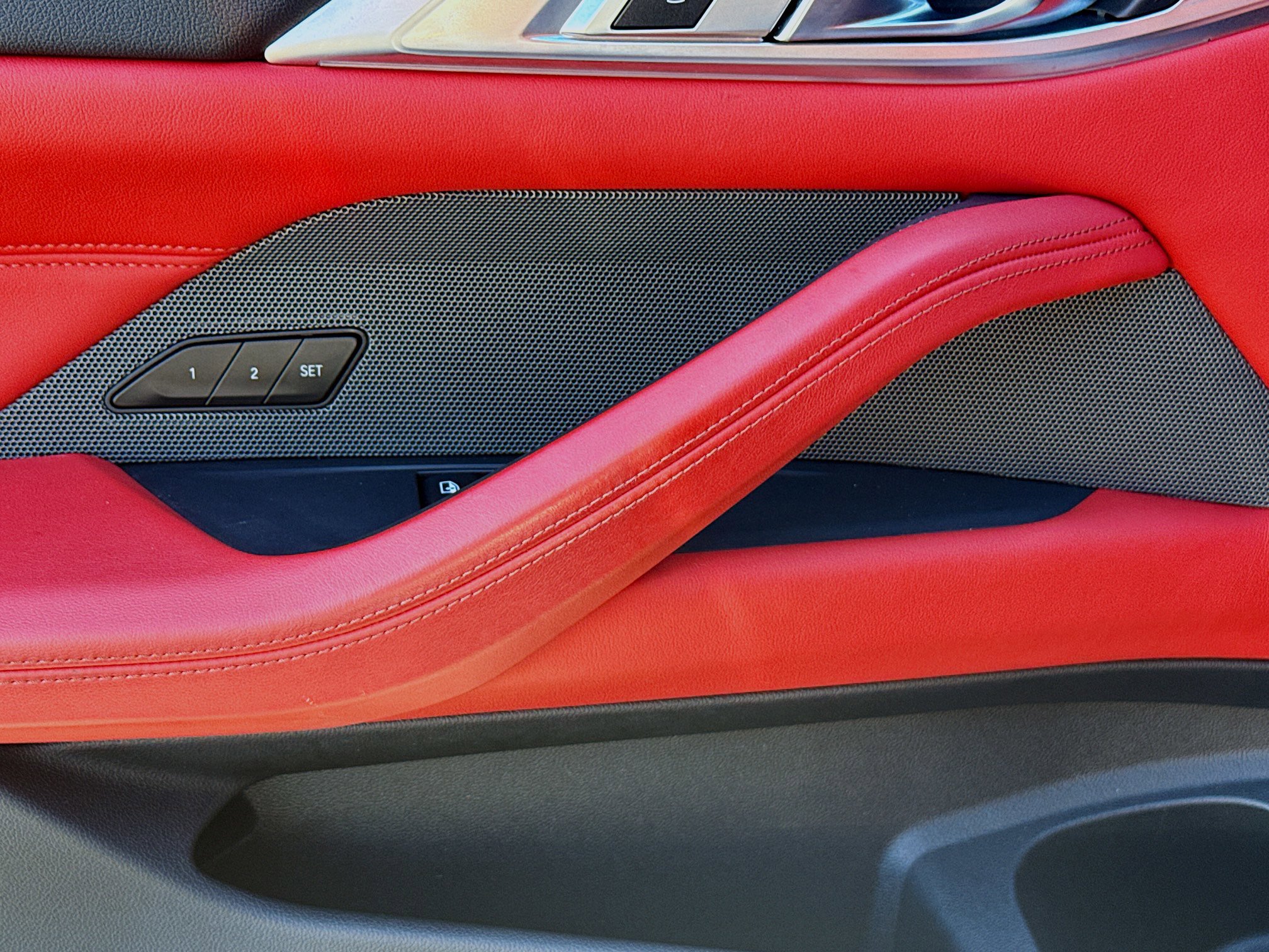 Used 2023 BMW M4 Competition w/ M Carbon Exterior Package image 23