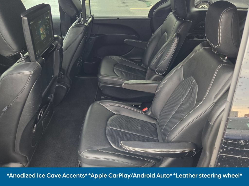 Used 2021 Chrysler Pacifica Touring-L w/ Uconnect Theater Family Group FWD image 33