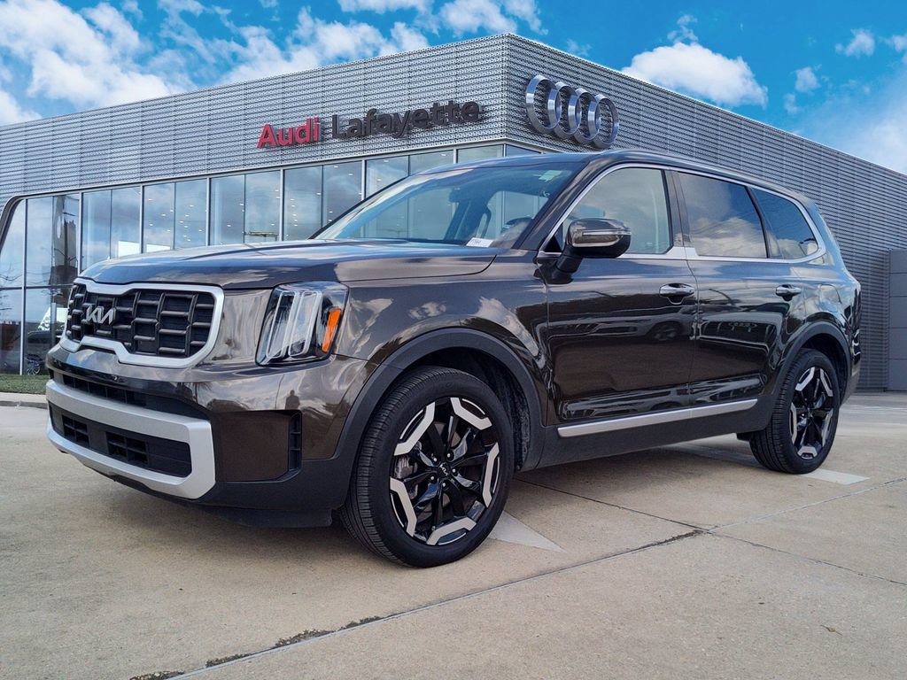Used 2025 Kia Telluride S