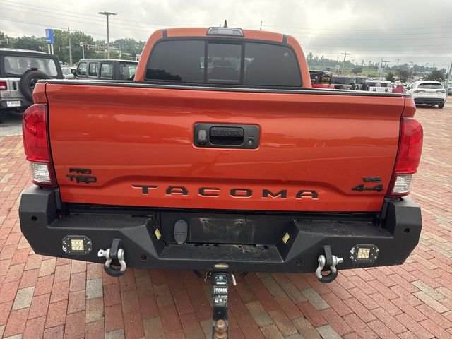 Used 2016 Toyota Tacoma TRD Off-Road w/ Towing Package AWD/4WD image 9
