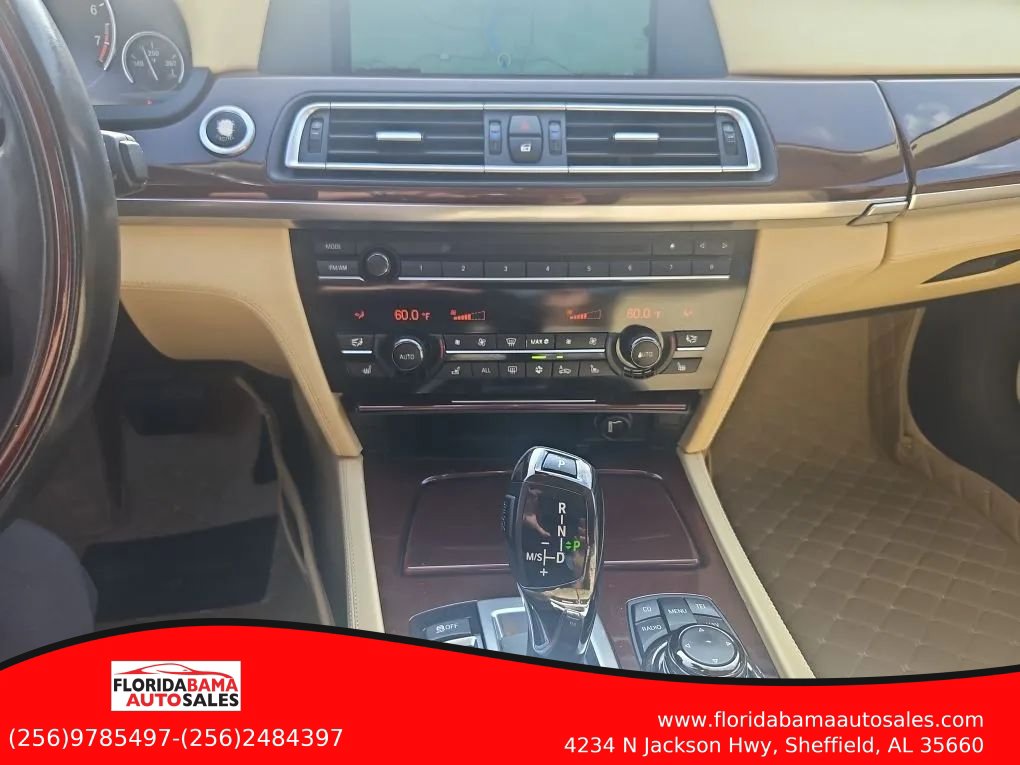 Used 2011 BMW 750Li w/ Luxury Rear Seating Pkg RWD image 15