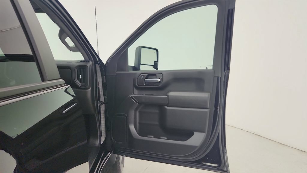 Certified 2024 Chevrolet Silverado 2500 Custom w/ Custom Value Package AWD/4WD image 26
