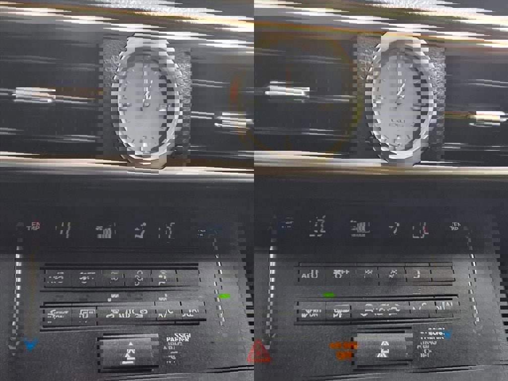 Used 2015 Lexus RC 350 w/ F Sport w/Summer Tires image 19