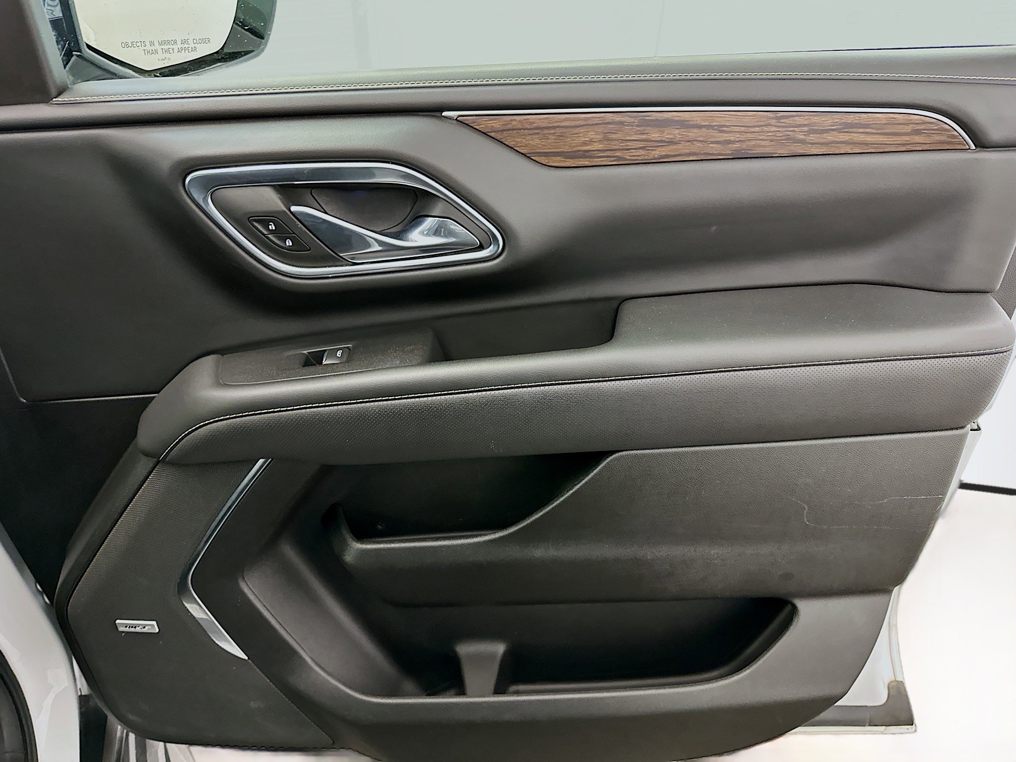 Used 2023 Chevrolet Suburban Premier image 35