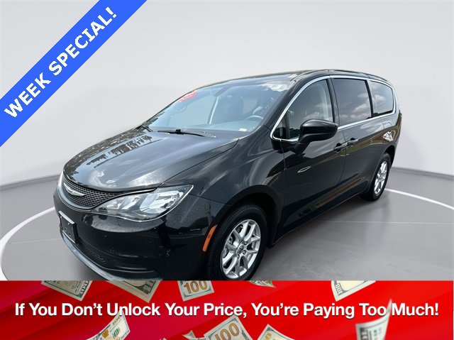 Used 2022 Chrysler Voyager LX