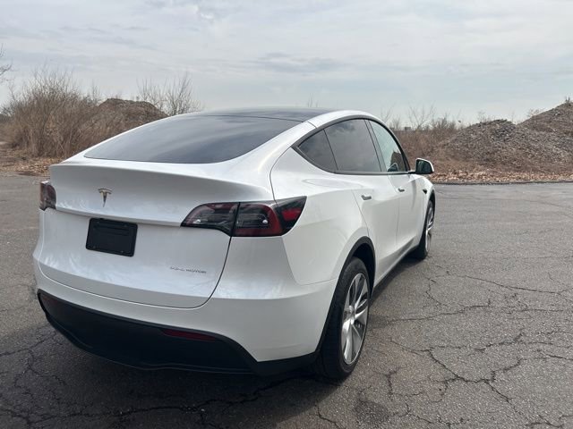 Used 2023 Tesla Model Y Long Range image 4