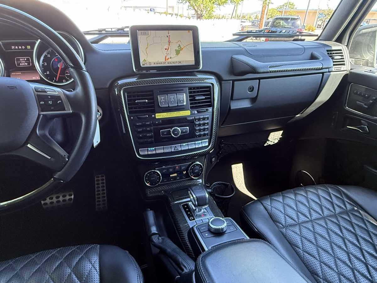 Used 2015 Mercedes-Benz G 63 AMG 4MATIC image 28
