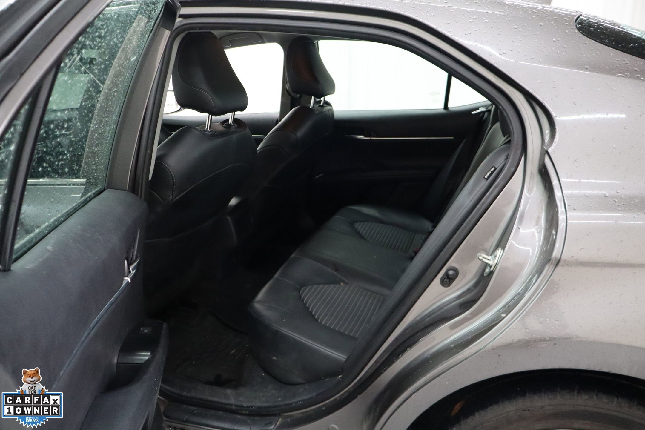 Used 2020 Toyota Camry SE FWD image 25