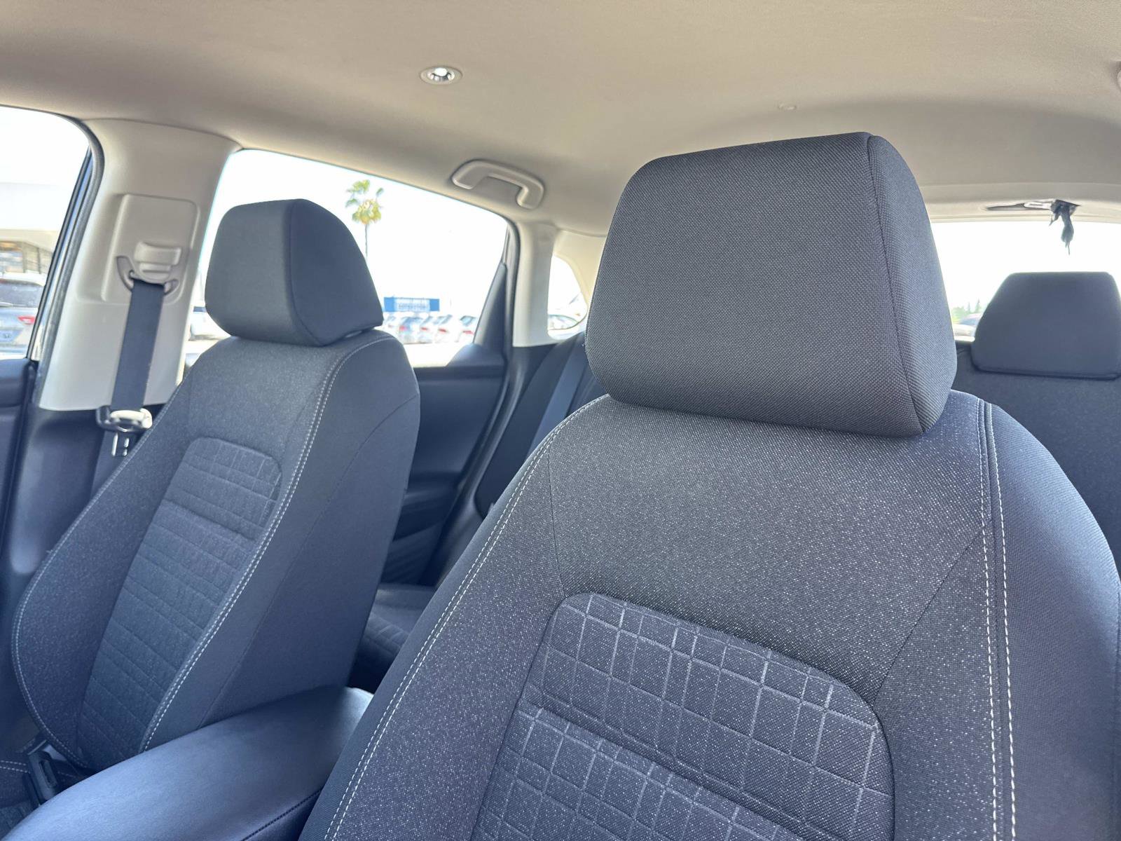 Used 2023 Honda HR-V LX image 23